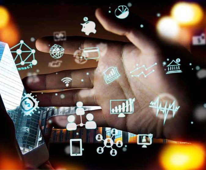 Main manipulant des services numériques